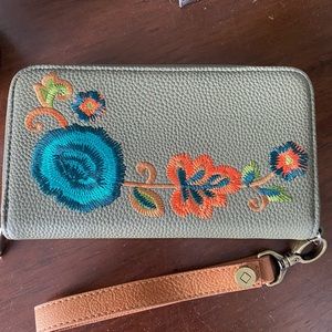 Thirty One all about the Benjamin’s limited edition wallet